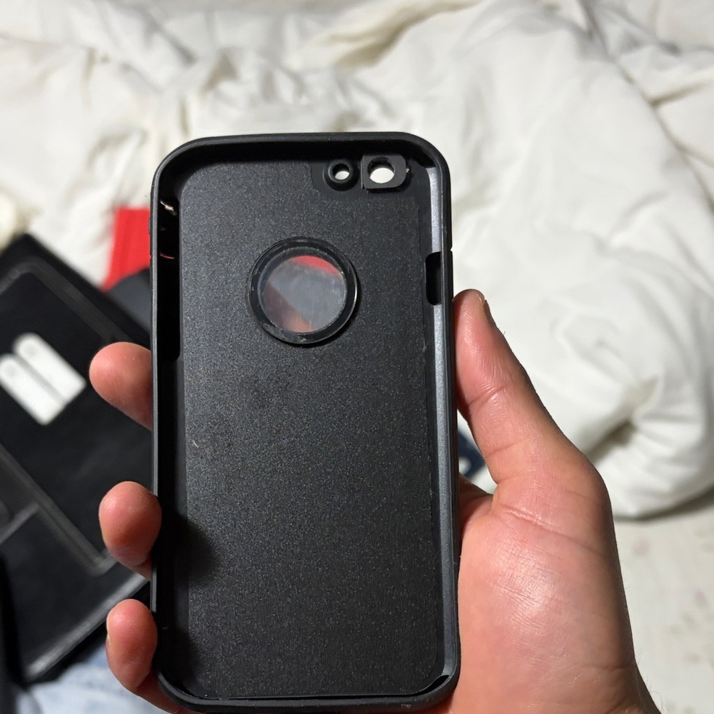 Gold Phone Case - Picture 3 of 3